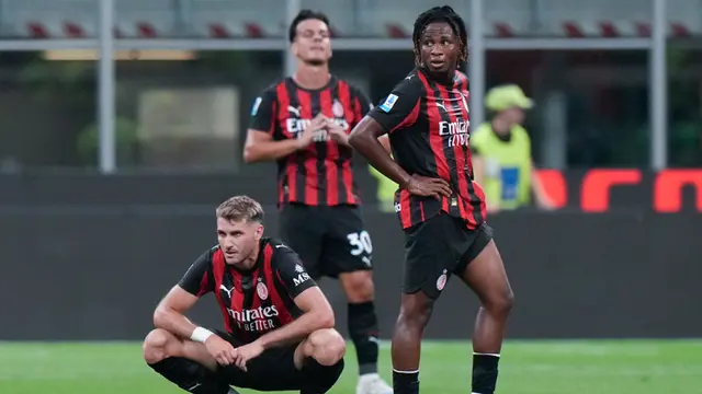 AC Milan Berharap Bisa Boyong Bek Berpengalaman Barcelona